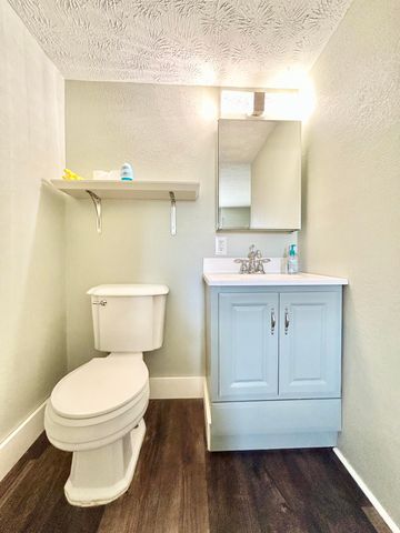 43-4 Woodson Bend, Bronston, KY 42518