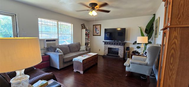 2349 Talco Drive, Dallas, TX 75241