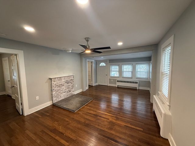 794 Sandwich Rd, Falmouth, MA 02540