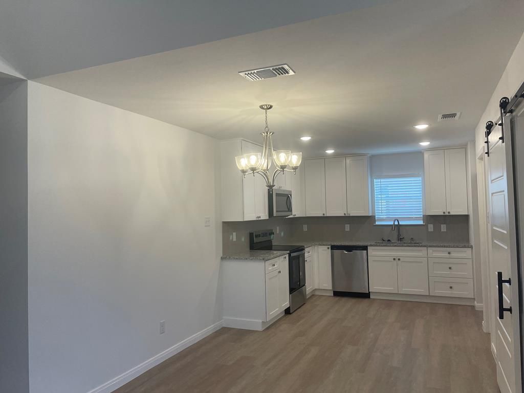 Image 4 of property listing at 6118 Valley Pine Dr, San Angelo, TX 76904