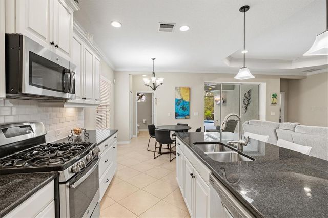 11610 MARATHON CIRCLE, Venice, FL 34293