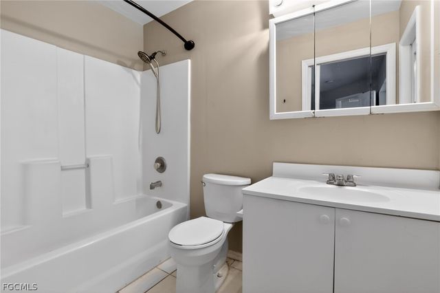 17429 Connecticut RD, Fort Myers, FL 33967