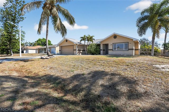 17429 Connecticut RD, Fort Myers, FL 33967