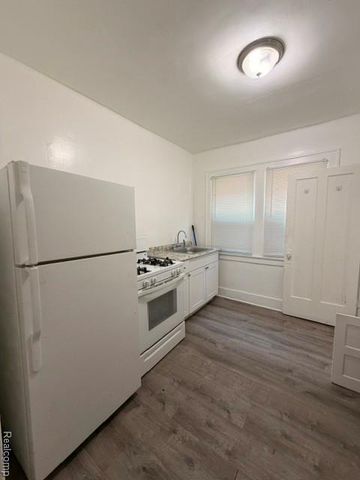 15860 Normandy Street, Detroit, MI 48238