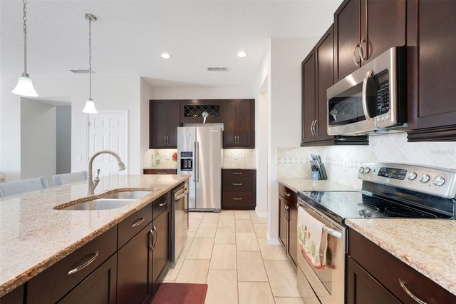 10019 LENOX STREET, Clermont, FL 34711