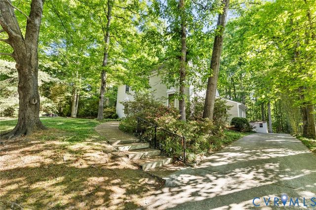 1905 Hickoryridge Rd, Henrico, VA 23238