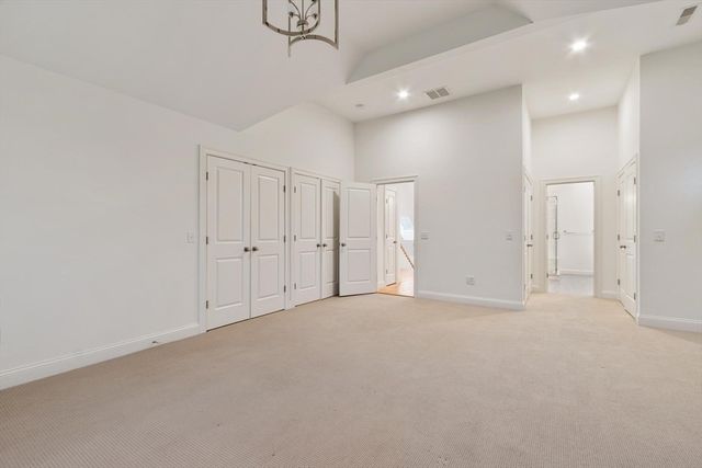 14 Millstone Dr, Sherborn, MA 01770