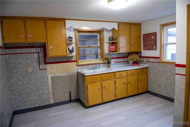 144 East Milnor Avenue, Lackawanna, NY 14218