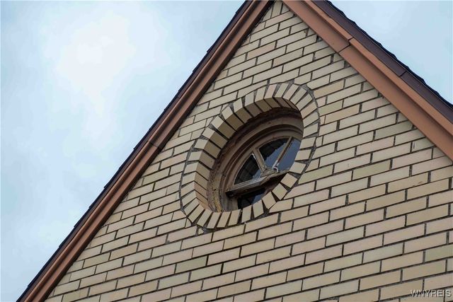 144 East Milnor Avenue, Lackawanna, NY 14218