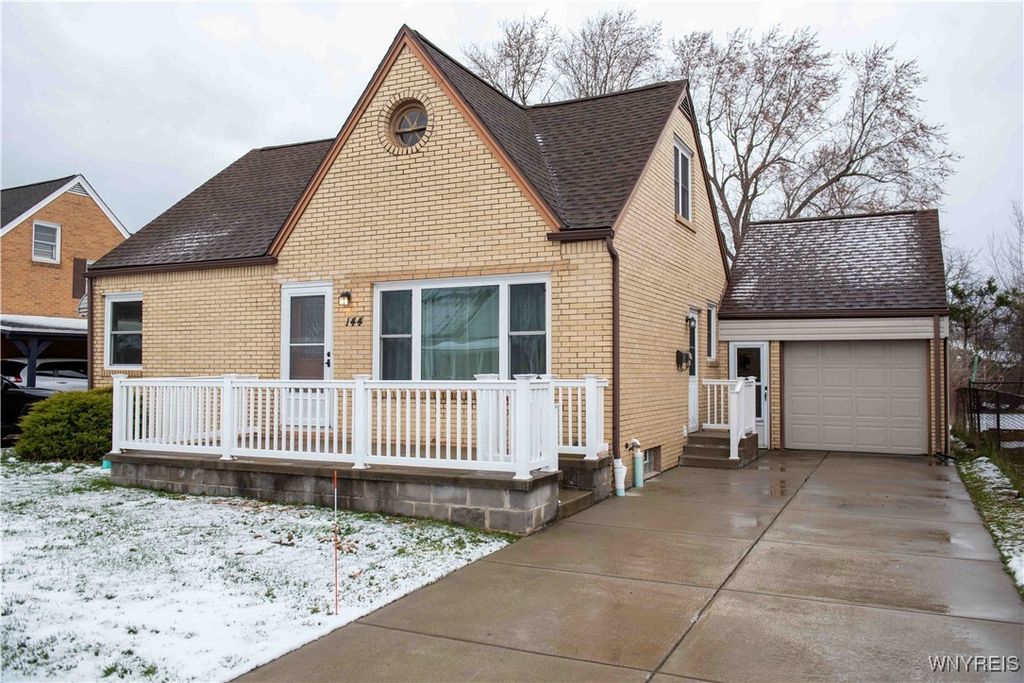 144 East Milnor Avenue, Lackawanna, NY 14218