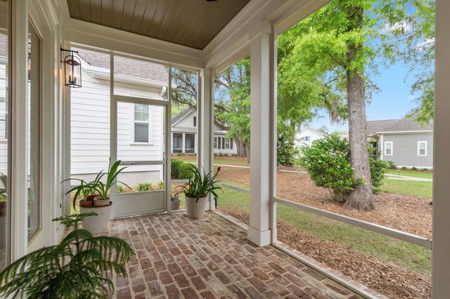 309 Dahlonega Drive, Tallahassee, FL 32308