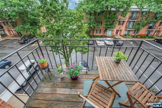 34 John Street 3A, Bloomfield, NJ 07003