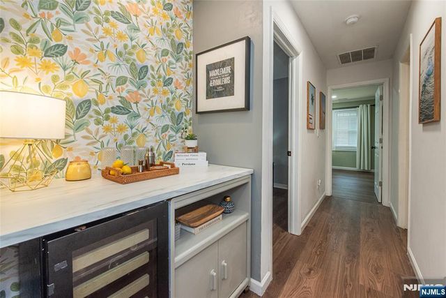 34 John Street 3A, Bloomfield, NJ 07003