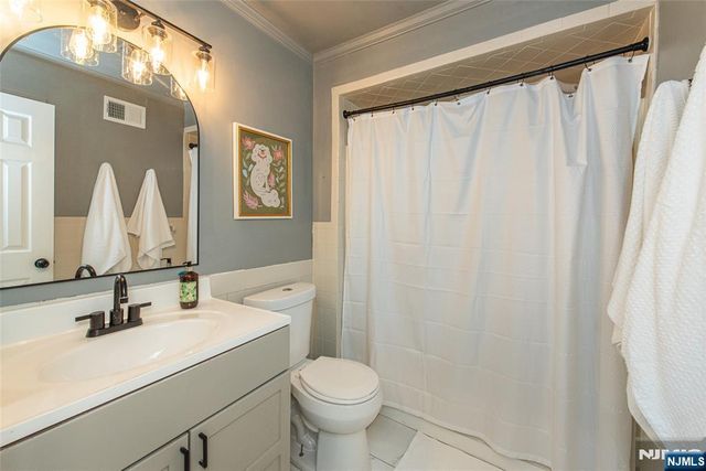 34 John Street 3A, Bloomfield, NJ 07003
