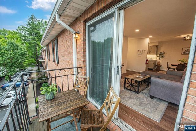 34 John Street 3A, Bloomfield, NJ 07003