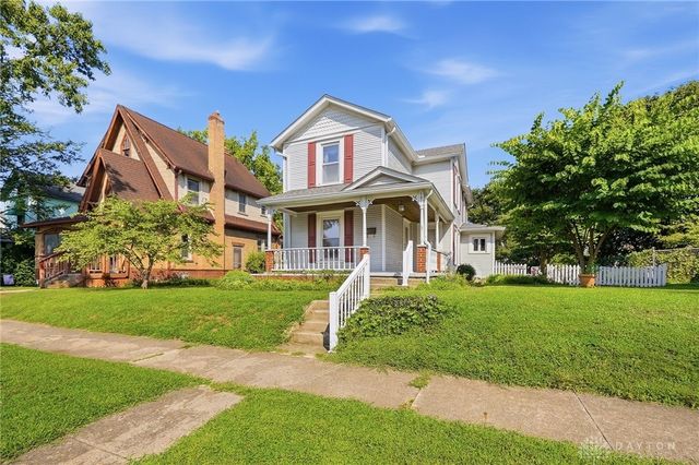 121 E Main Street, West Carrollton, OH 45449