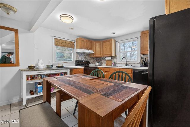 809 Sacandaga Road, Glenville, NY 12302