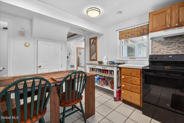 809 Sacandaga Road, Glenville, NY 12302