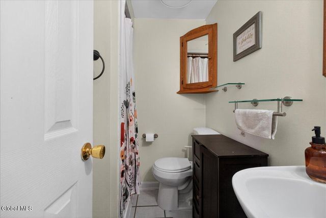 809 Sacandaga Road, Glenville, NY 12302