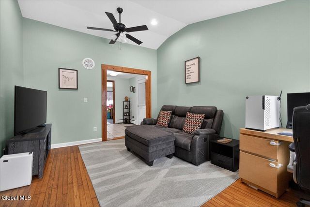 809 Sacandaga Road, Glenville, NY 12302