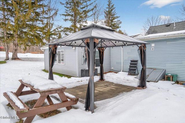 809 Sacandaga Road, Glenville, NY 12302