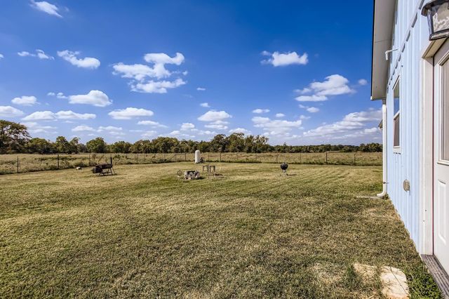 32123 Howell Road, Waller, TX 77484