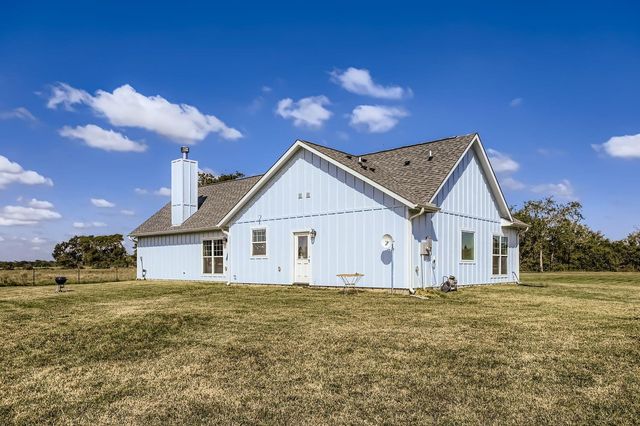 32123 Howell Road, Waller, TX 77484