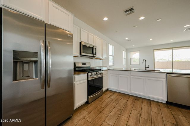 2560 N MORRISON Avenue, Casa Grande, AZ 85122