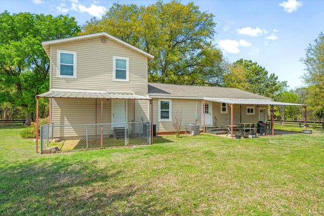 800 VZ County Road 2112, Canton, TX 75103