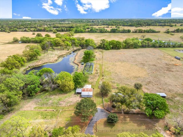 800 VZ County Road 2112, Canton, TX 75103