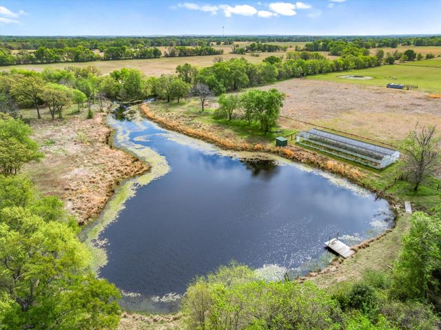 800 VZ County Road 2112, Canton, TX 75103