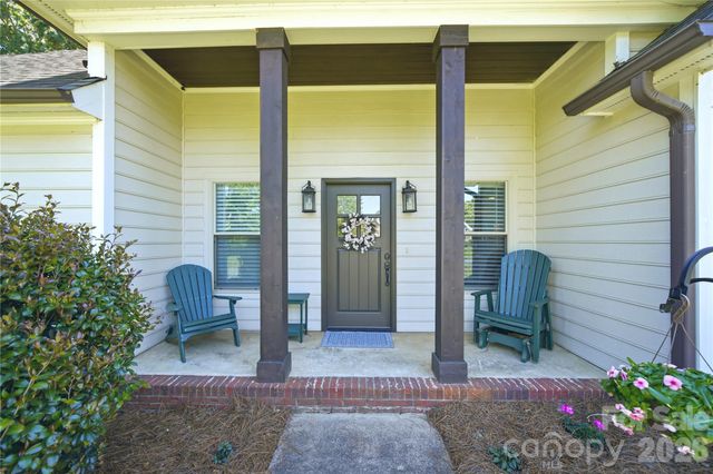 5701 Cedar Hill Drive, Wesley Chapel, NC 28110