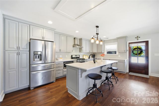 5701 Cedar Hill Drive, Wesley Chapel, NC 28110
