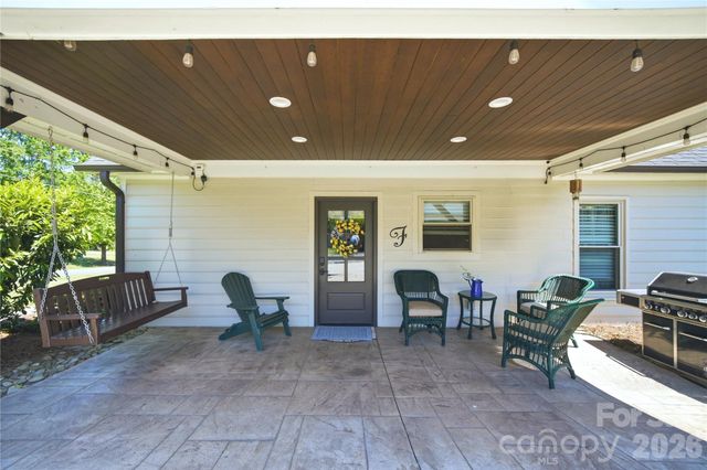 5701 Cedar Hill Drive, Wesley Chapel, NC 28110