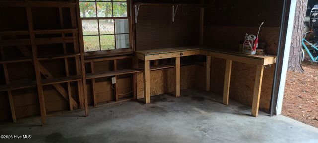 302 Oak Drive, Washington, NC 27889