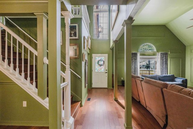 1825 Rainwood Cove Dr, Little Rock, AR 72212