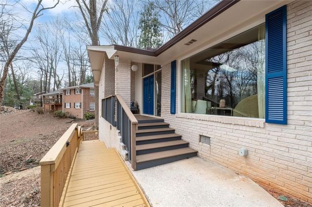 642 Kenilworth Circle, Stone Mountain, GA 30083