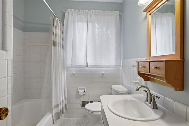 642 Kenilworth Circle, Stone Mountain, GA 30083