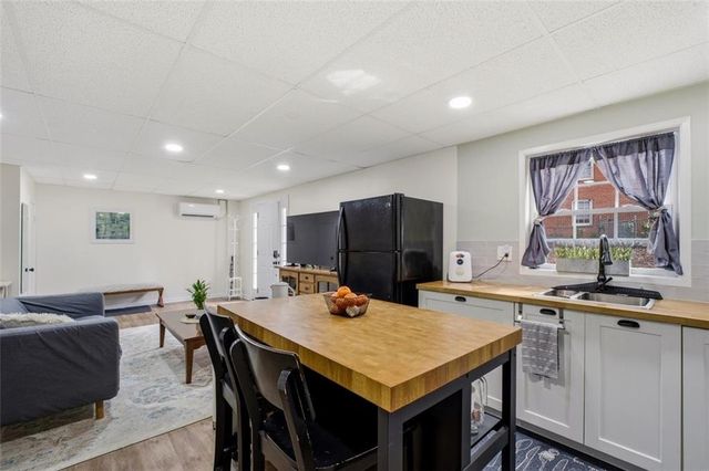 642 Kenilworth Circle, Stone Mountain, GA 30083