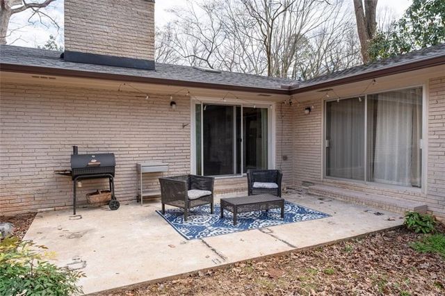 642 Kenilworth Circle, Stone Mountain, GA 30083