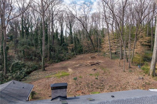 642 Kenilworth Circle, Stone Mountain, GA 30083