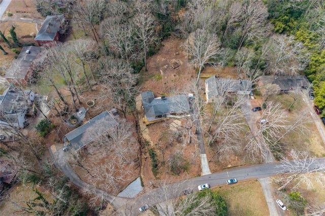 642 Kenilworth Circle, Stone Mountain, GA 30083