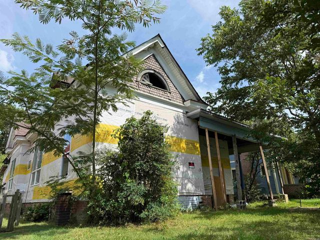 2403 S State Street, Little Rock, AR 72204