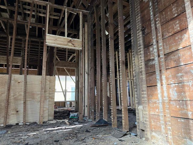 2403 S State Street, Little Rock, AR 72204