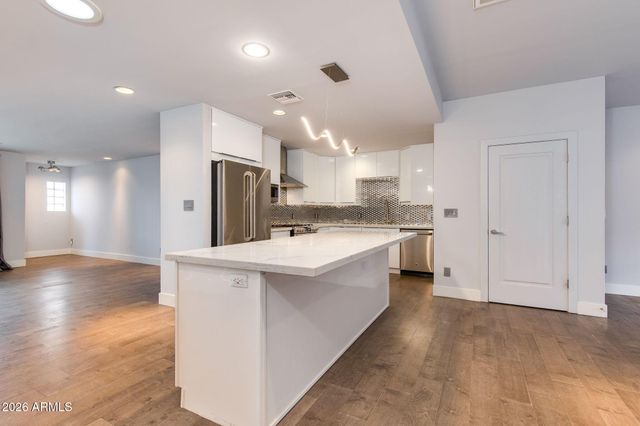 4435 N 35TH Street, Phoenix, AZ 85018