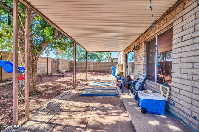 3743 W SAHUARO Drive, Phoenix, AZ 85029