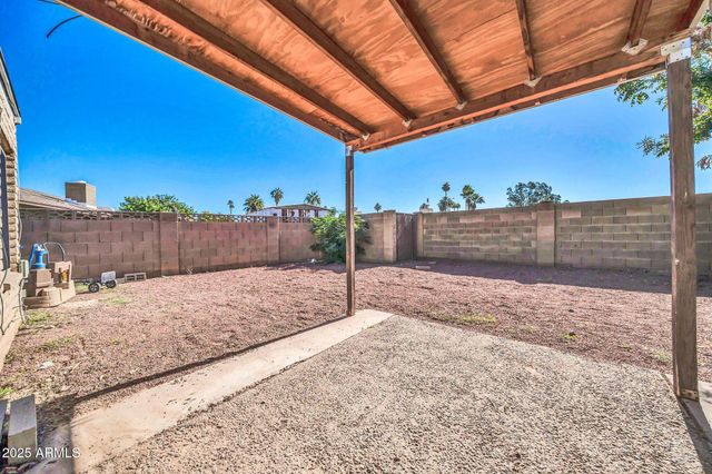3743 W SAHUARO Drive, Phoenix, AZ 85029