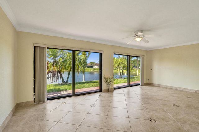 2105 SW 17th Circle, Deerfield Beach, FL 33442