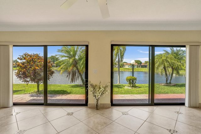 2105 SW 17th Circle, Deerfield Beach, FL 33442