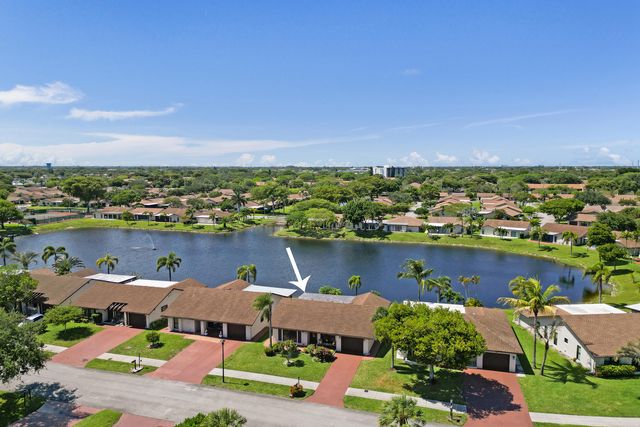 2105 SW 17th Circle, Deerfield Beach, FL 33442